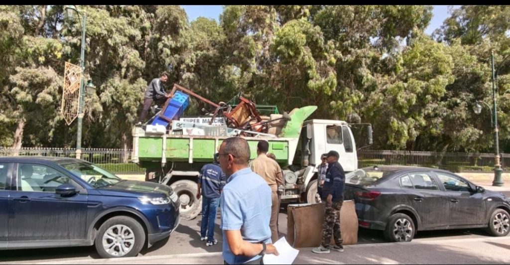 Agadir : Campagne de libération du domaine public sur la corniche et saisie des équipements des occupants