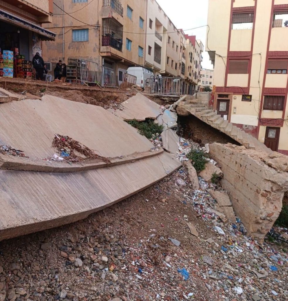 Al Hoceima : Le quartier Boutoual à Targiste… 5 ans d'attente et une rue qui menace la sécurité des habitants et des passants