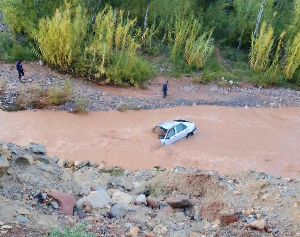 Province de Tinghir : Des crues emportent une voiture dans l'oued Znak et Agouti sans pertes humaines