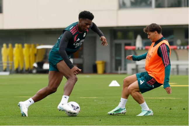 Real: Aujourd'hui contre Villarreal, Mourinho a récupéré ses internationaux dont Brahim. Le cas d'autres! 42 Real: Aujourd'hui contre Villarreal, Mourinho a récupéré ses internationaux dont Brahim. Le cas d'autres!