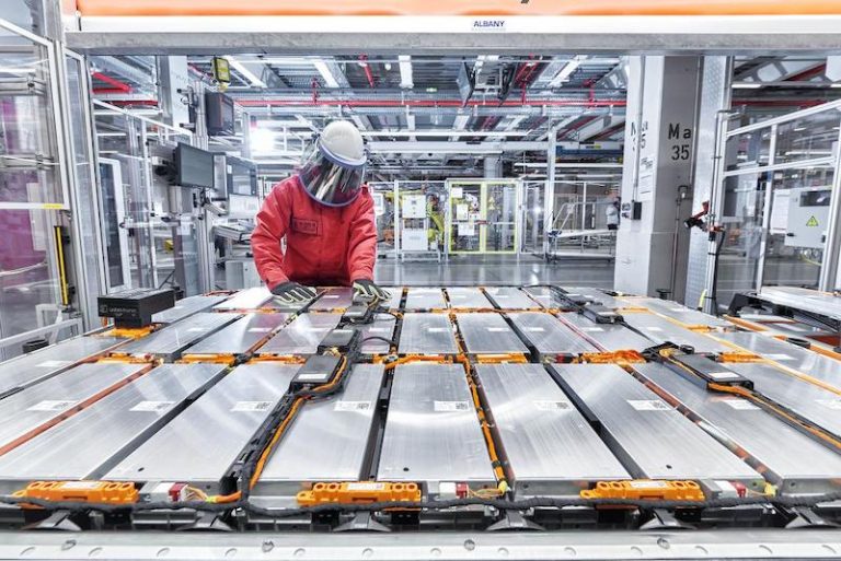 Kénitra : une usine de batteries pour voitures électriques prête pour les tests le 20 octobre