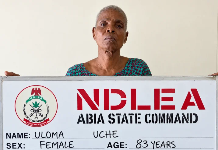Nigeria.. Une femme de 83 ans arrêtée pour possession de drogue