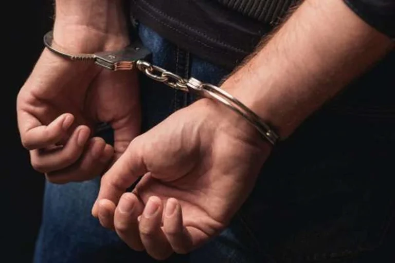 Arrestation d'un Français recherché internationalement dans une affaire de tentative de meurtre à l'aéroport Mohammed V